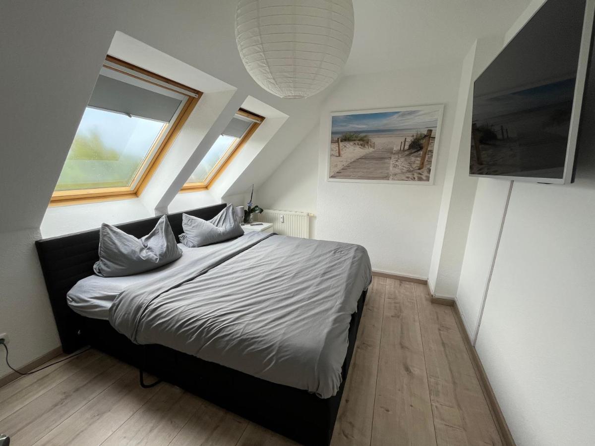105 Qm Neues Klimatisiertes Appartment Fuer Familien Privater Parkplatz Кемниц Екстериор снимка